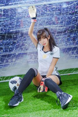 台湾正妹_ 薩琳《足球&amp;嘻哈風》 写真集[29P]