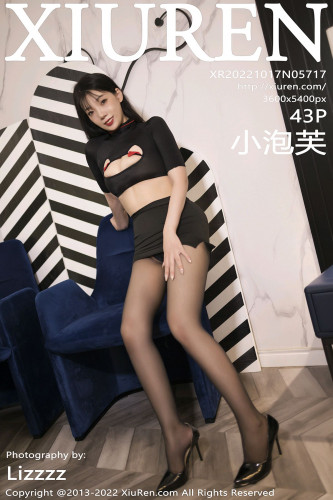 XiuRen-No.5717-小泡芙-黑T短裙黑丝